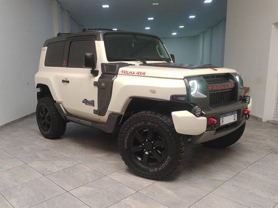 TROLLER T4 3.2 TGV 4X4 20V TURBO INTERCOOLER DIESEL CONNECT 2P AUTOMÁTICO